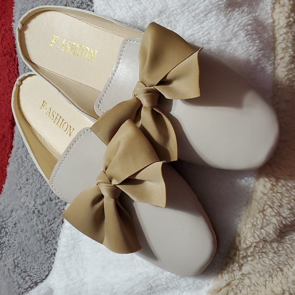 F.ASHION Sandals - Picture 2 of 10